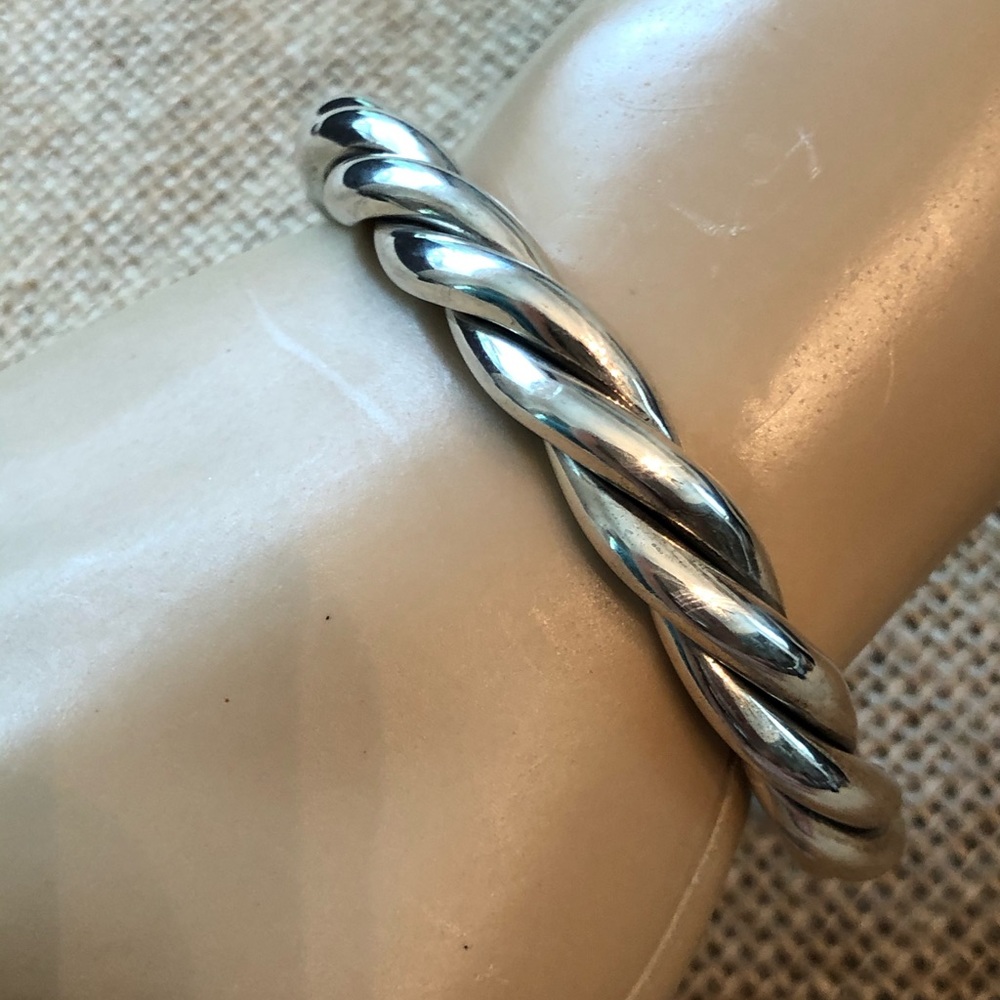 Classic Silpada Sterling Silver .925 Solid Twisted Cable Cuff Bracelet - Picture 3 of 5